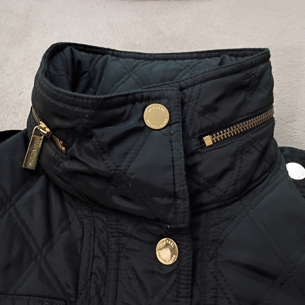 Michael Kors Black Quilted Utility Jacket.pit To Pit 20" Very Good Condition. - Picture 9 of 12